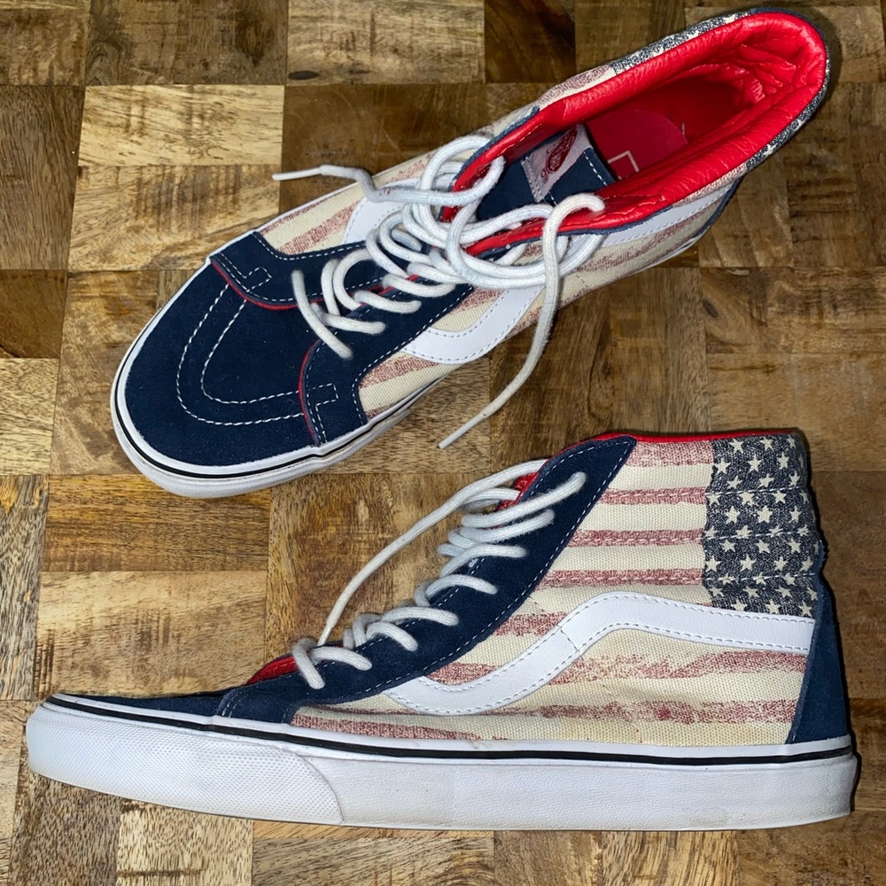 GENTLY USED Vans Sk8-Hi